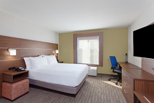 Holiday Inn Express West Los Angeles-Santa Monica, an IHG Hotel image 23