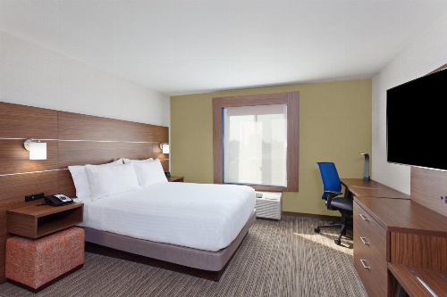Holiday Inn Express West Los Angeles-Santa Monica, an IHG Hotel image 4